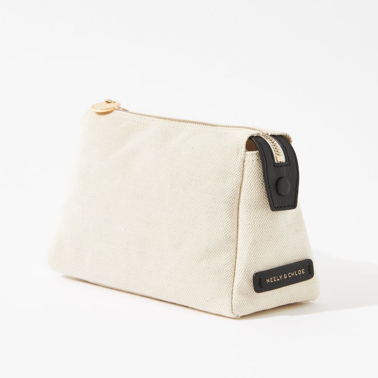 003. THE POUCH